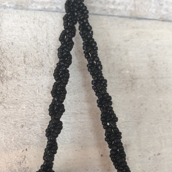 Adorable fully beaded Crossbody miniature bag - Picture 10 of 15